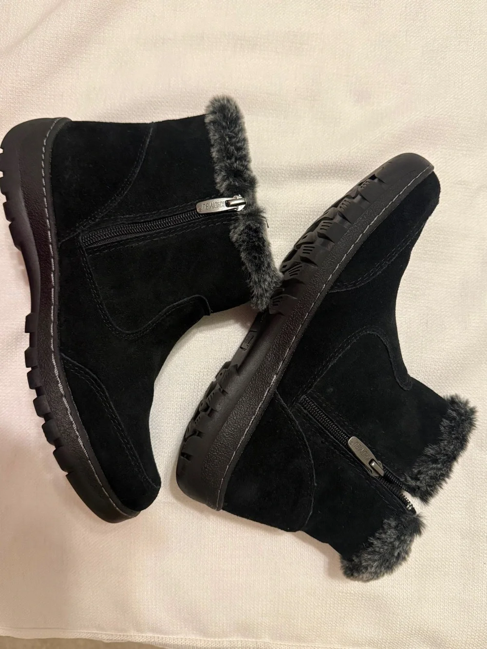 KHOMBU Size 9 M Black Suede GRACIE Faux Fur Trim Lined Side Zip Ankle Boots